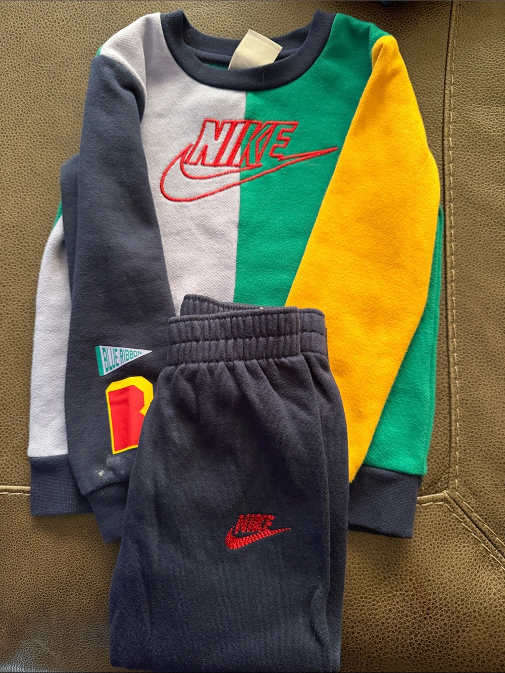 Nike Kids Colorblock Sweat Set in Navy, Green & Yellow - Picture 1 of 1